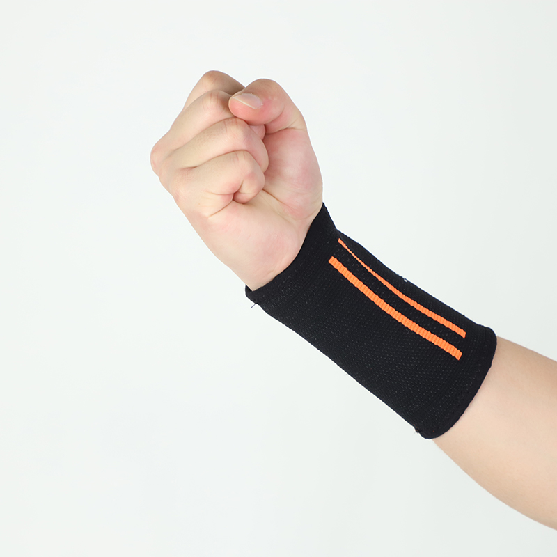 Compression Wrist Sleeve Nylon Wrist Sleeve for Men &Women OEM & Wholesale