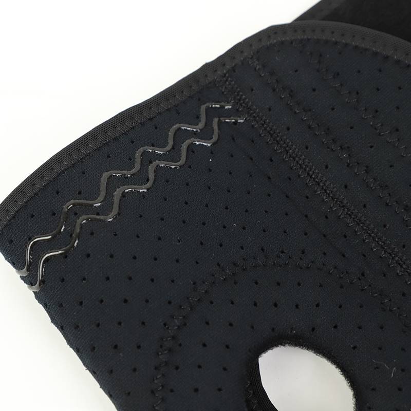 Adjustable Neoprene Knee Sleeve with patella cutout  factory 7535