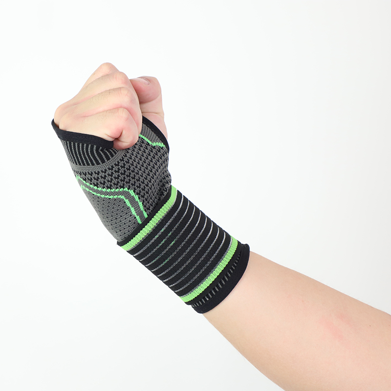 Fitted Hand Brace Adjustable for Fitness Weightlifting Tendonitis Carpal Tunnel Arthritis Joint Pain Relief